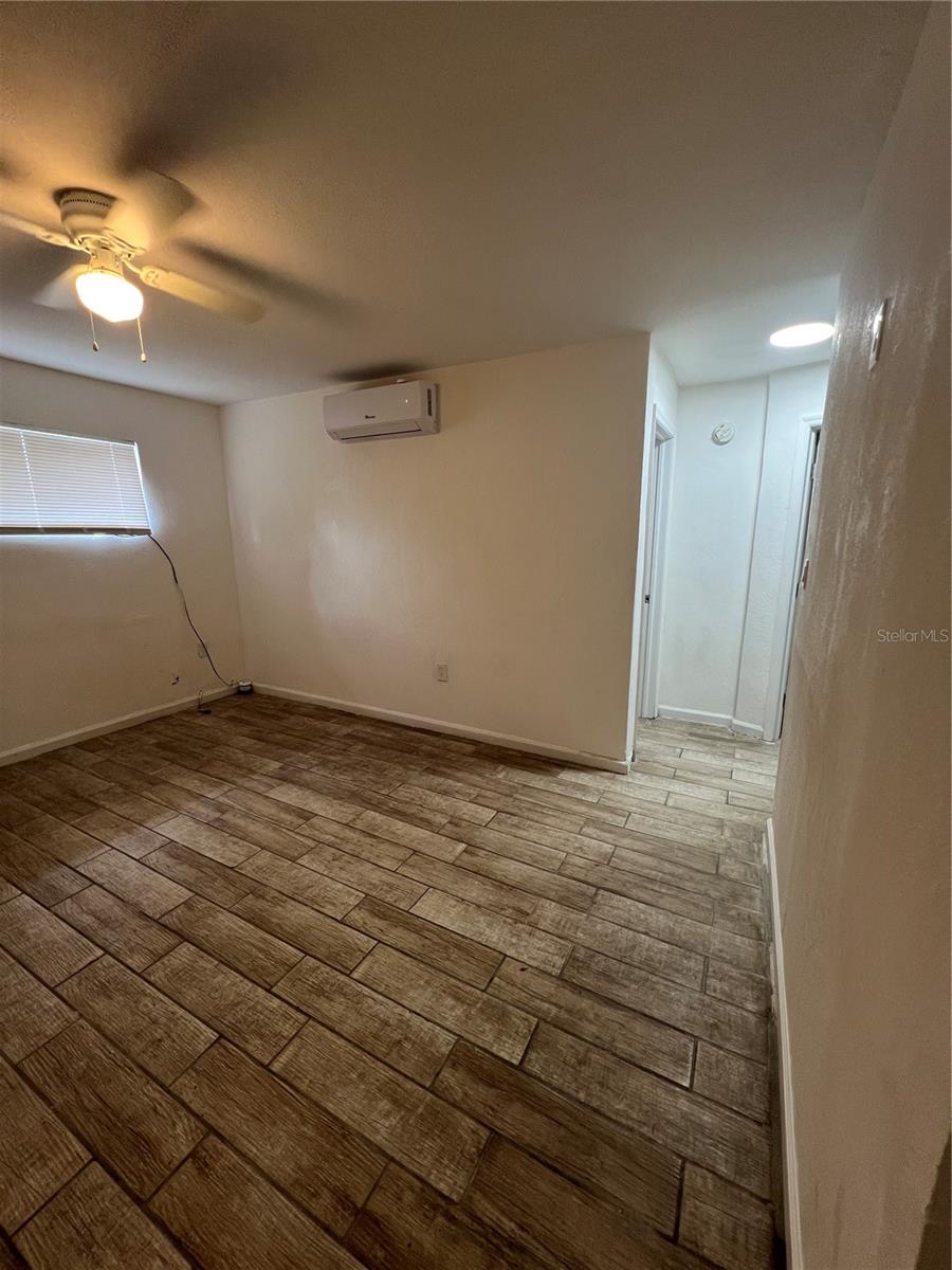 CAMPBELL & HENRY SUB - Residential