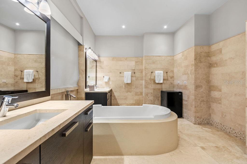 ST. REGIS BAHIA BEACH - Residential