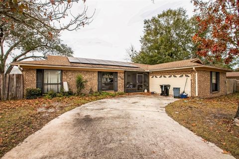 A home in ORANGE PARK