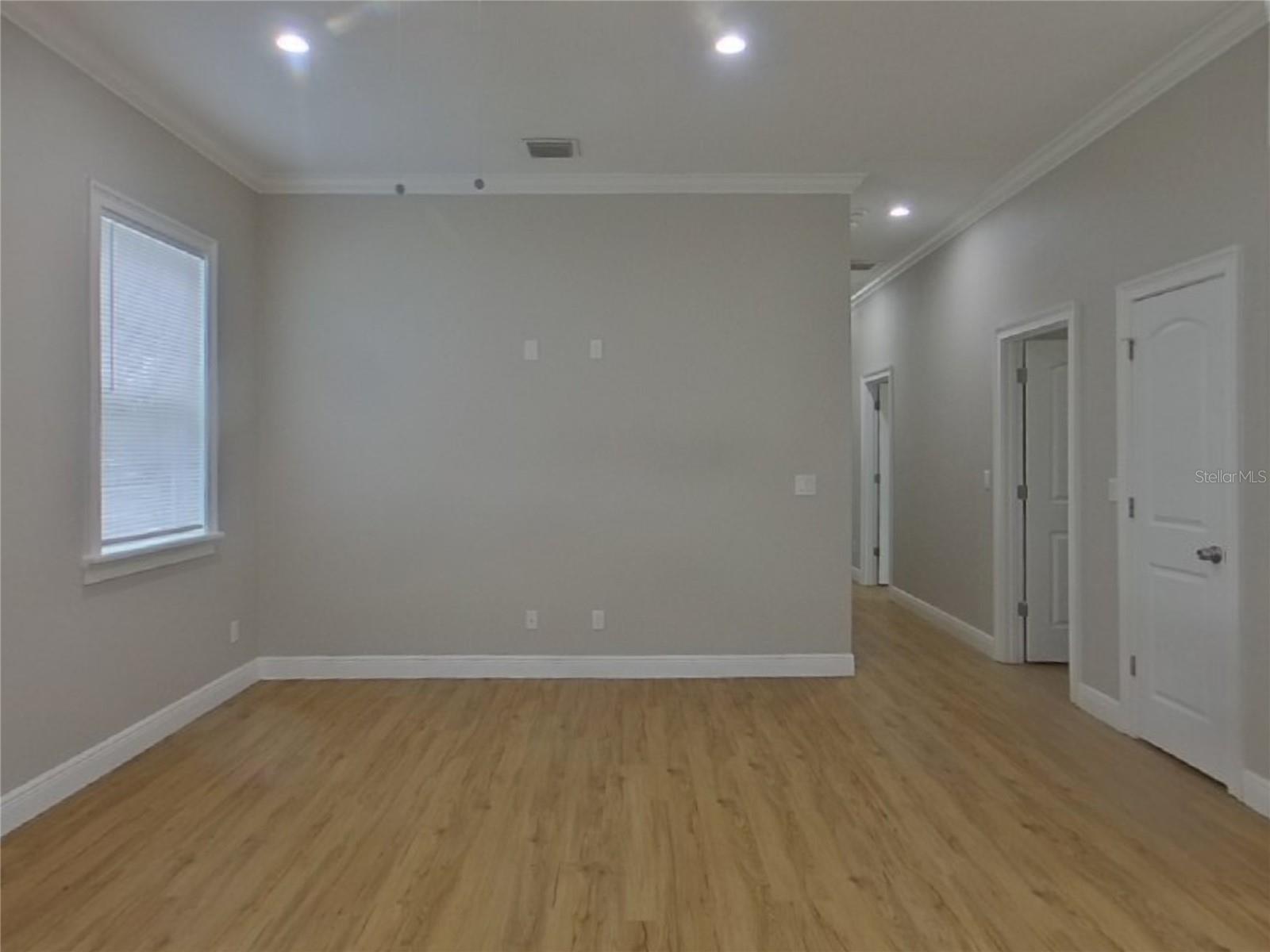 MENDELS RESUB OF BLOC - Residential Lease