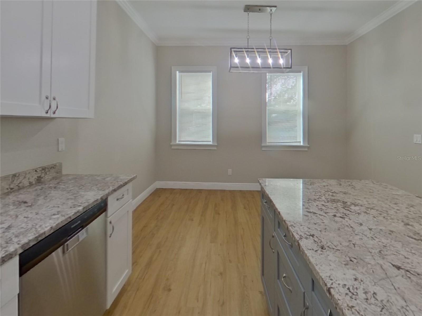 MENDELS RESUB OF BLOC - Residential Lease