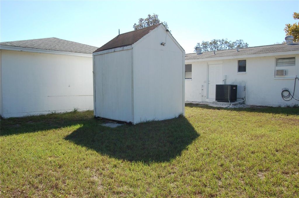 Photo of 9513 Lakeview Court, Spring Hill, FL 34608 (MLS # TB8440805)