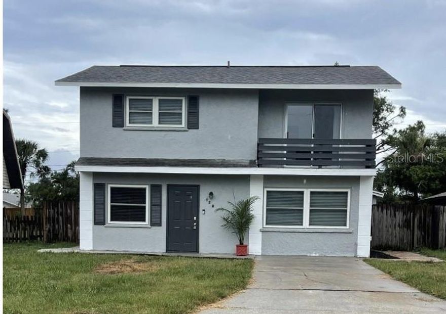 One or more photo(s) has been virtually staged. Updated 4-Bedroom Home with Modern Finishes and $3,000 Buyer Credit

Motivated seller offering $3,000 toward your closing costs—making it even easier to call this updated Bradenton home yours. Inside, you’ll find brand-new flooring throughout, with luxury vinyl plank downstairs and new carpet in all bedrooms. Both bathrooms have been fully renovated with modern tile, vanities, and fixtures. The kitchen features quartz countertops plus a brand-new refrigerator and stove.

The roof was replaced in 2019, and with no HOA, you have the freedom to bring your boat, trailer, or toys—there’s even a large storage building out back. Conveniently located near schools, shopping, and major roadways, this move-in-ready home offers the space, updates, and flexibility you’ve been looking for.