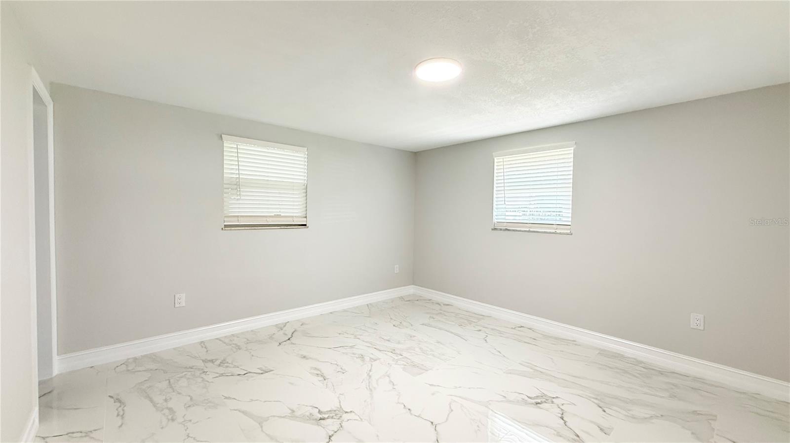 SUNRISE PARK 1ST ADD - Residential