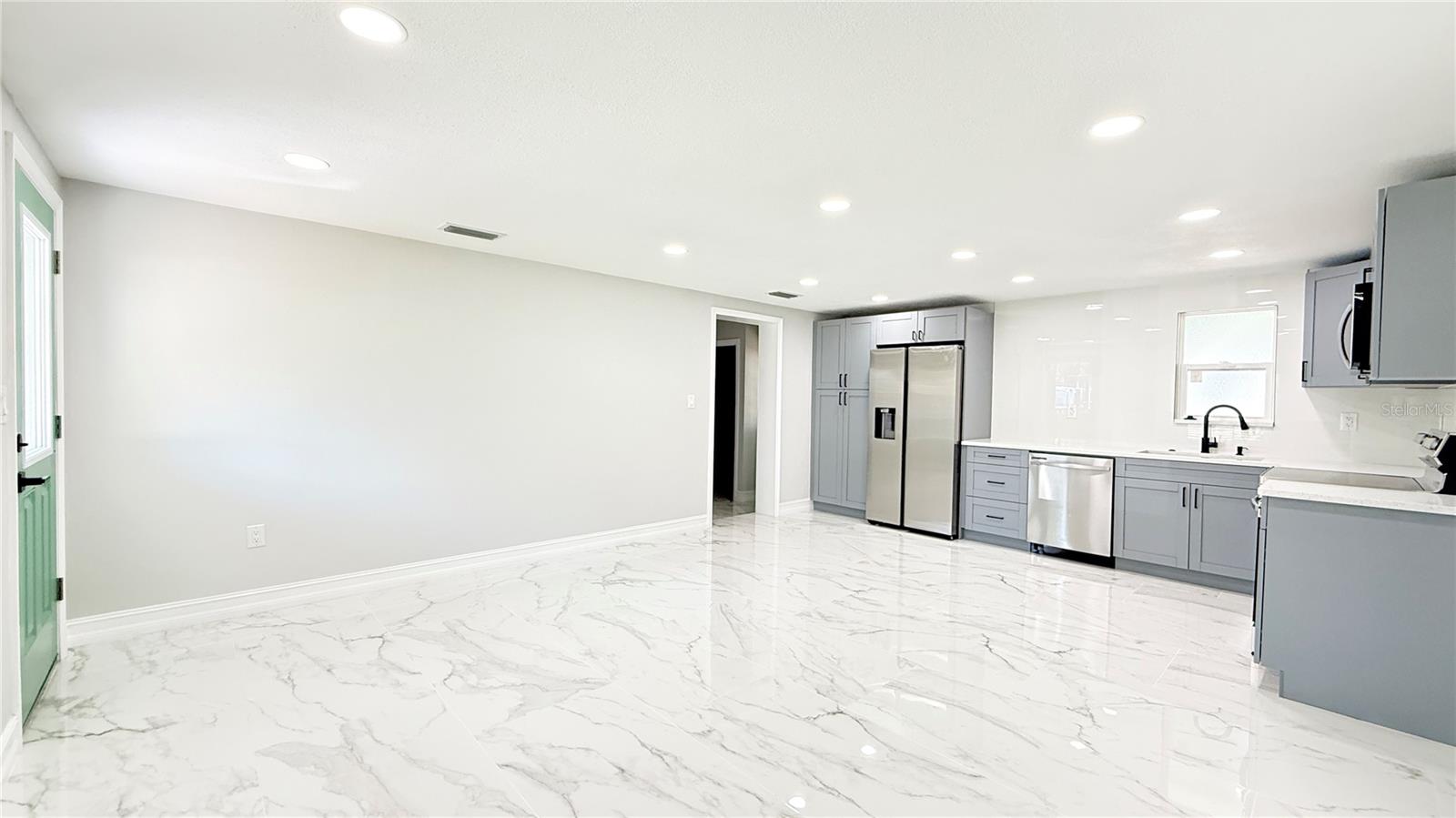 SUNRISE PARK 1ST ADD - Residential