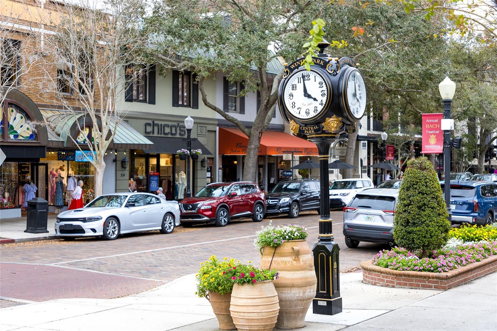 WINTER PARK ESTATES - Residential