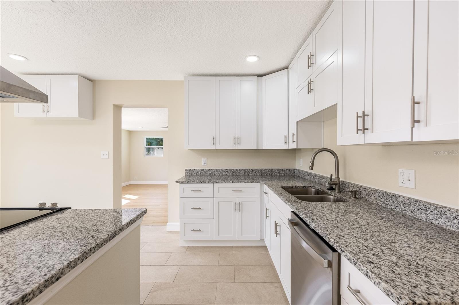 WINTER PARK ESTATES - Residential