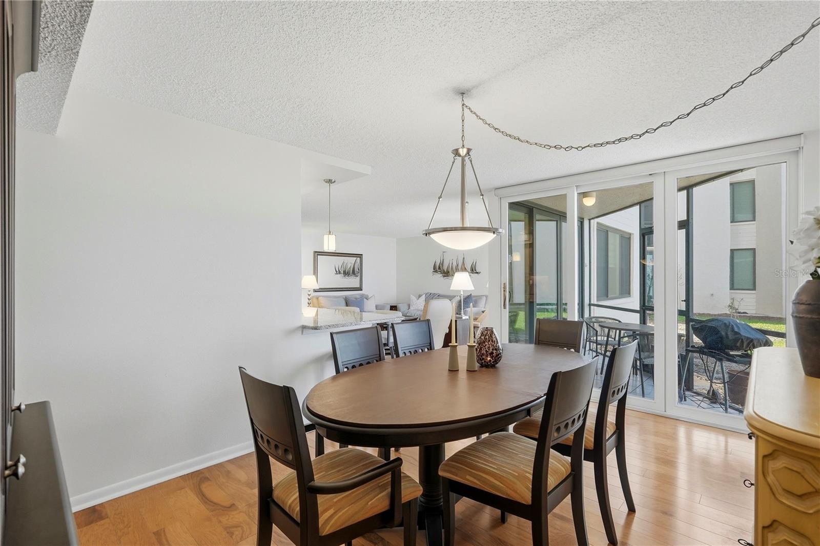 LA PUERTA DEL SOL CONDO - Residential