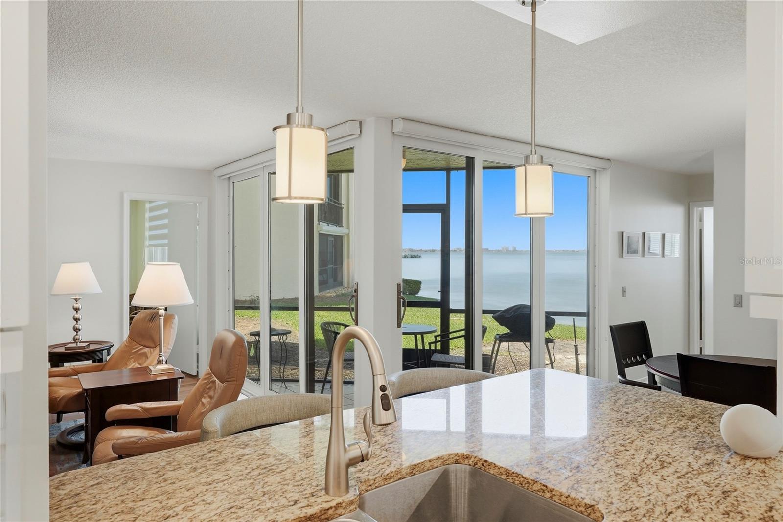 LA PUERTA DEL SOL CONDO - Residential