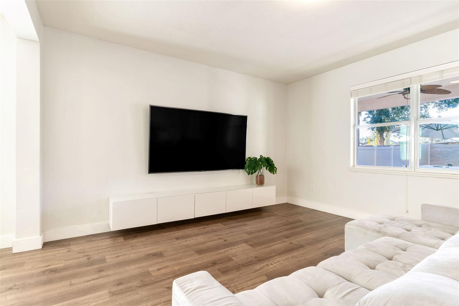 MABEL BRIDGE - Residential