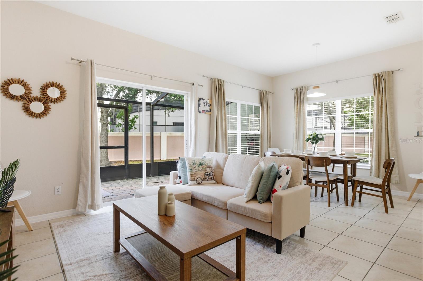 CORAL CAY RESORT - Residential