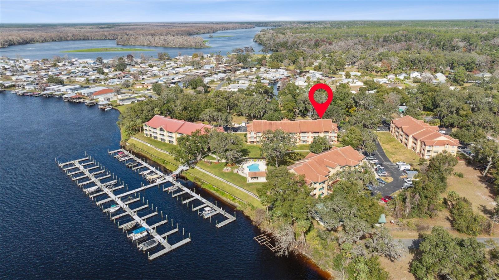 SPORTSMANS LODGE - Residential