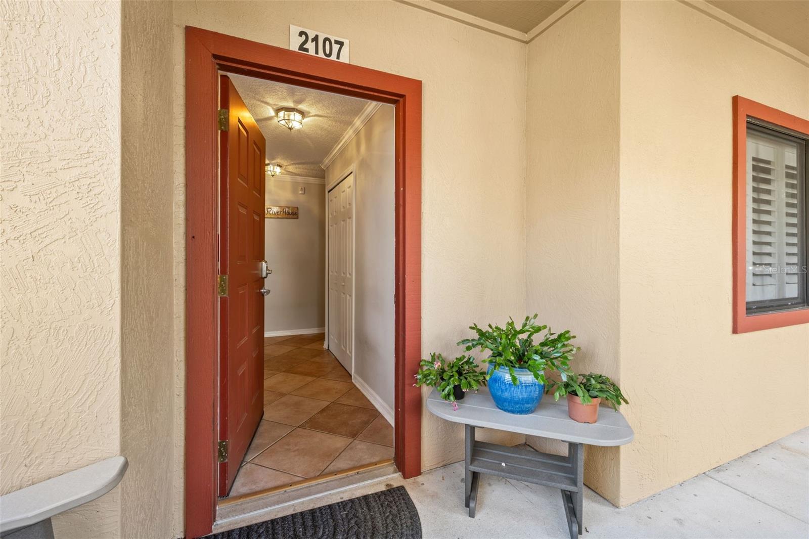 SPORTSMANS LODGE - Residential