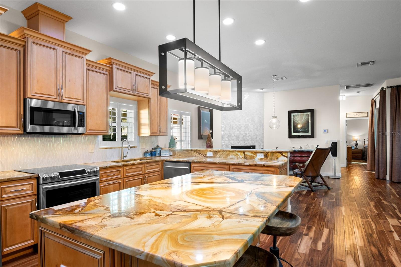 THE CREST SUB - Residential