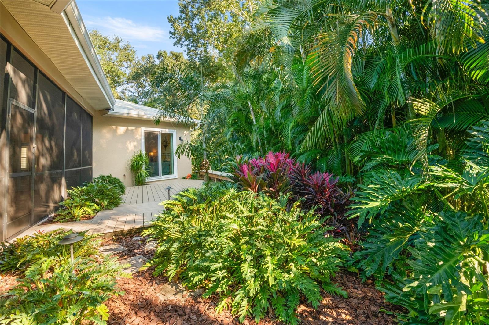 THE CREST SUB - Residential