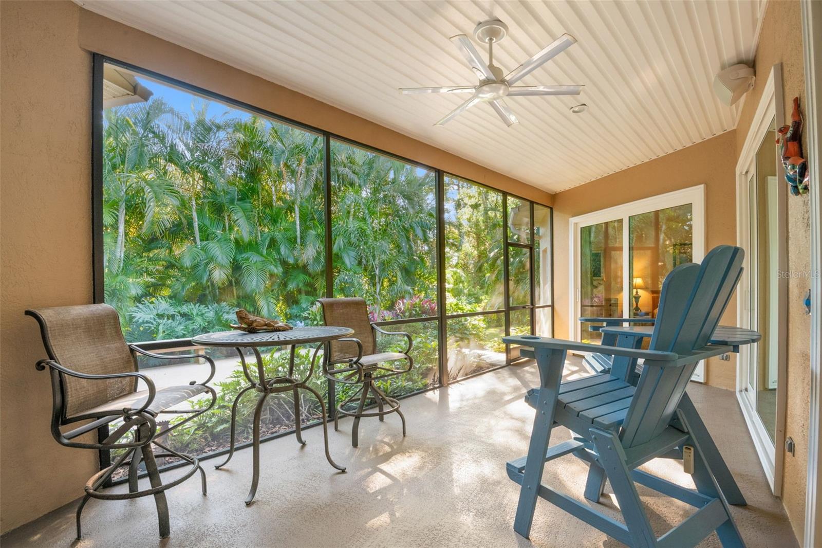 THE CREST SUB - Residential