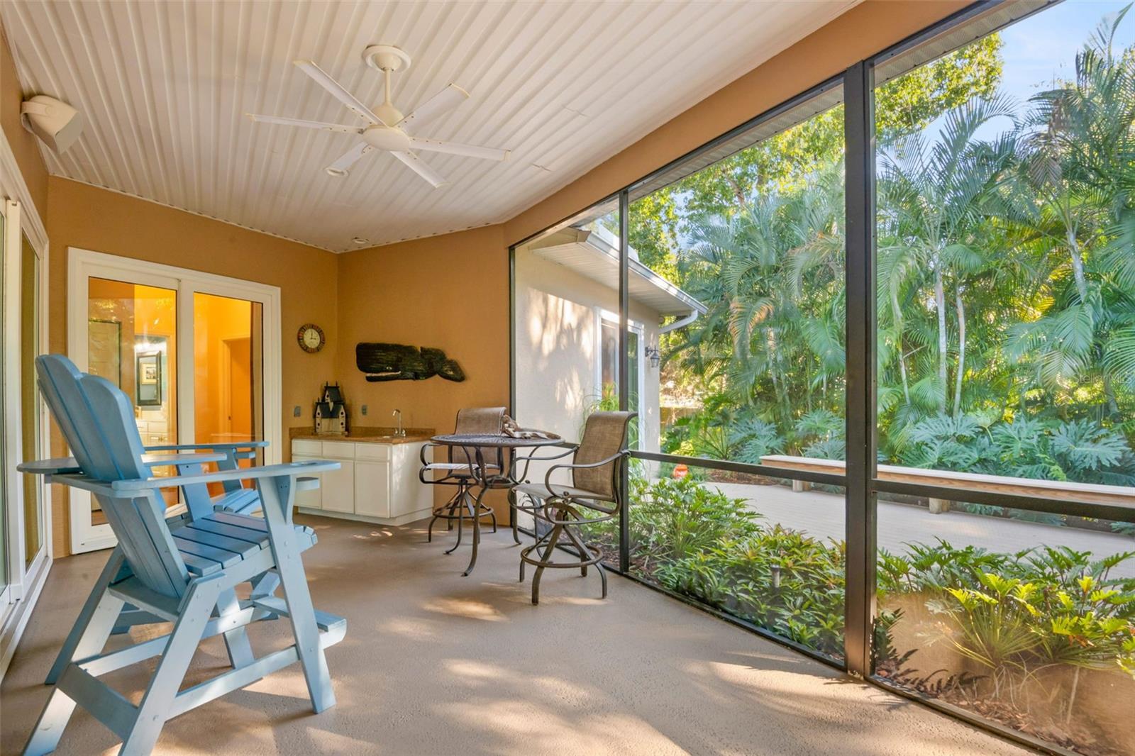 THE CREST SUB - Residential