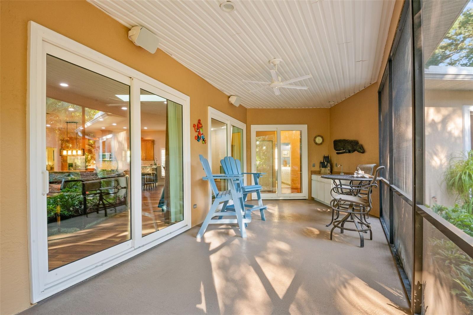 THE CREST SUB - Residential