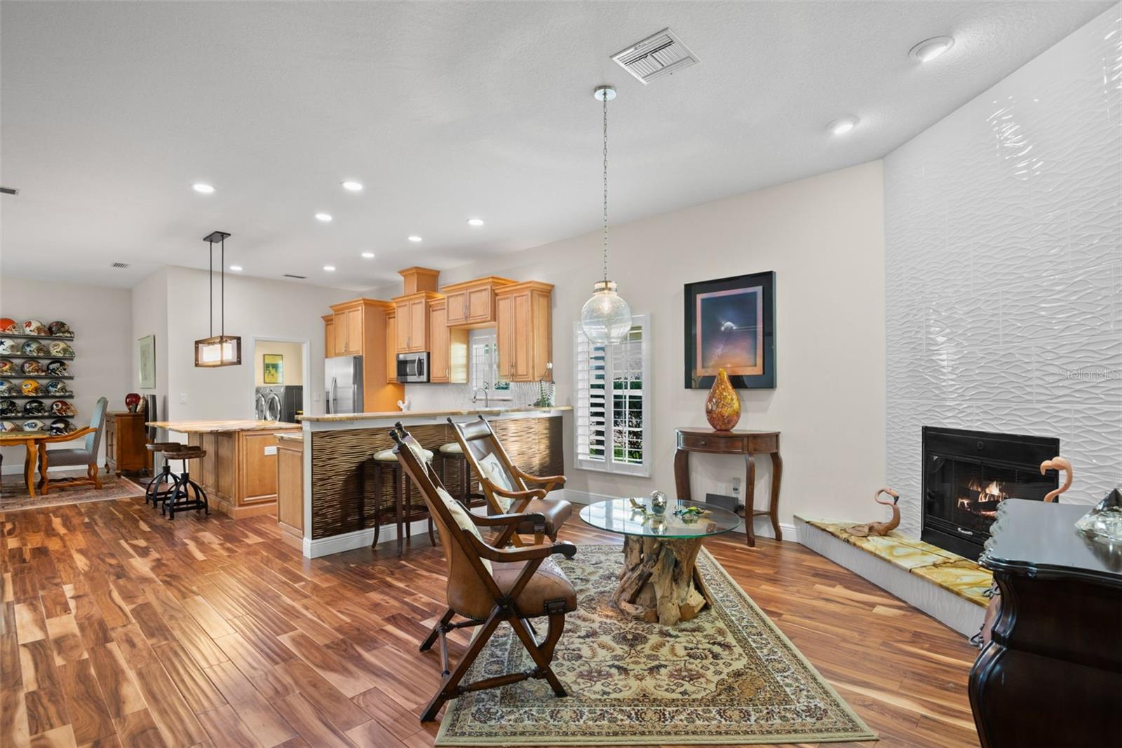 THE CREST SUB - Residential