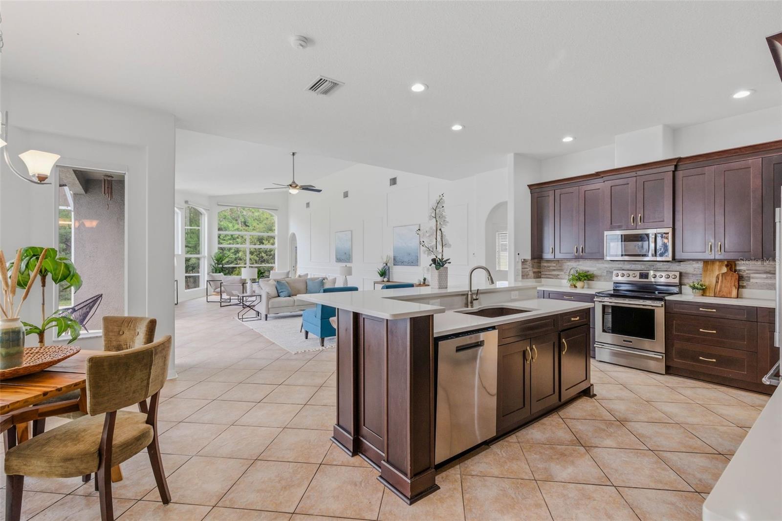 HERITAGE HARBOR - Residential