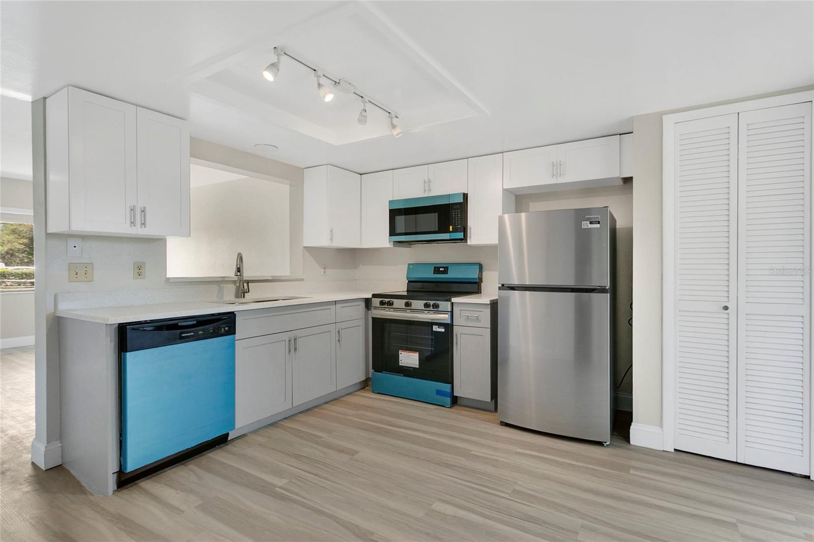 12155 PEPPERDINE PLACE