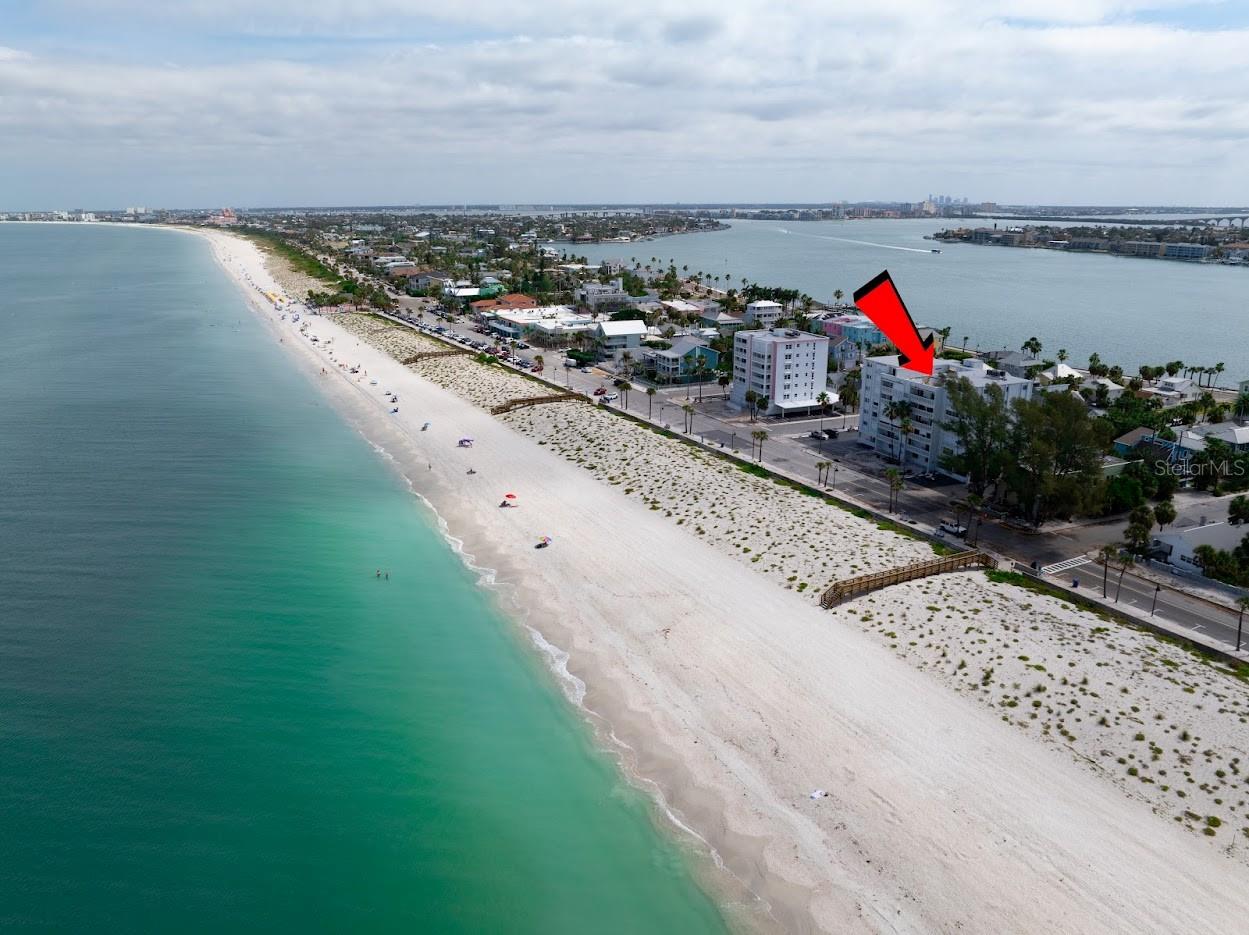 BEACH HOUSE OF PASS-A-GRILLE - Residential