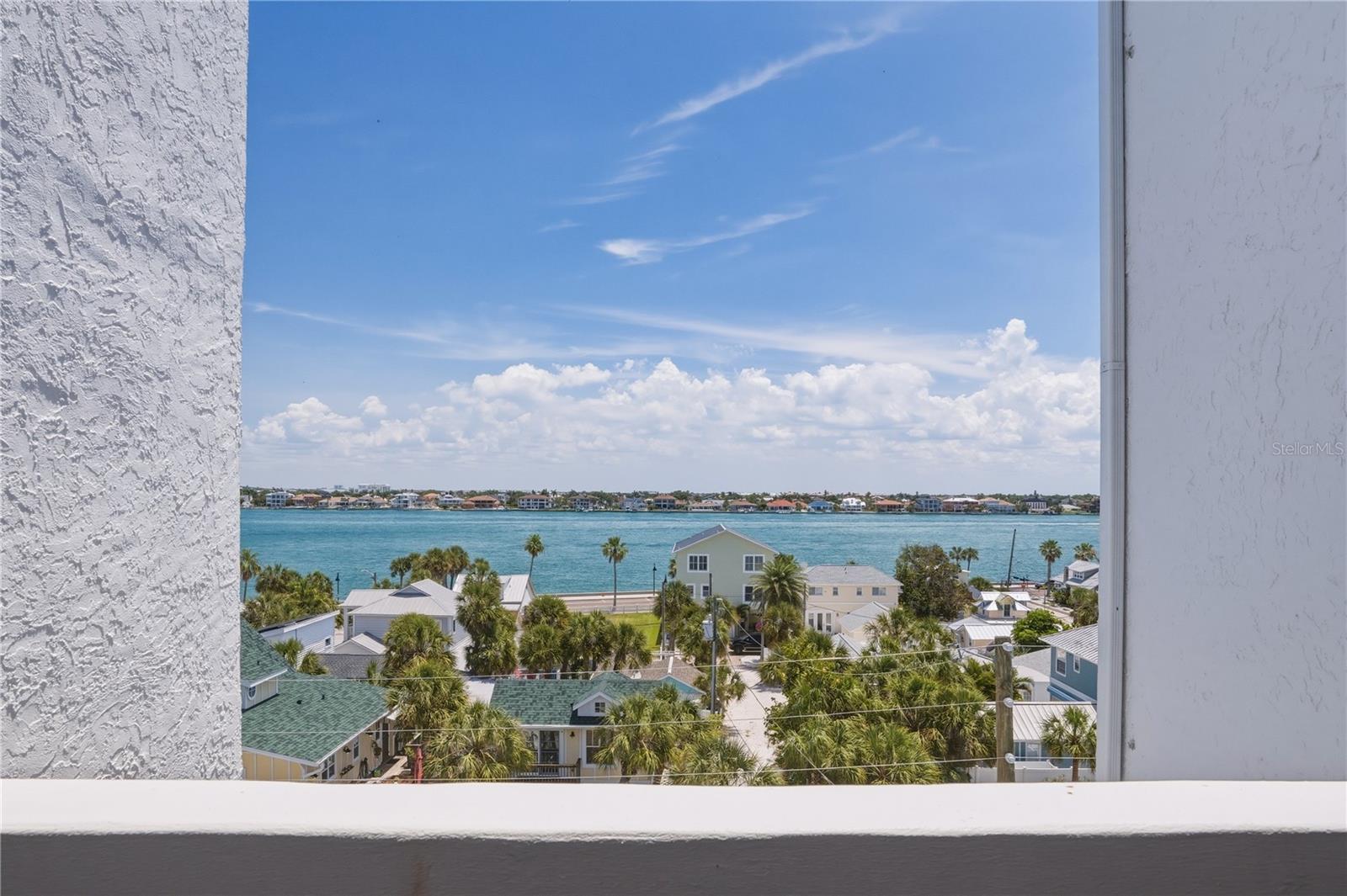 BEACH HOUSE OF PASS-A-GRILLE - Residential