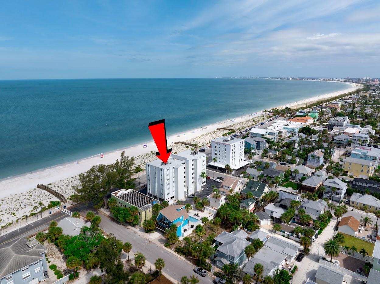 BEACH HOUSE OF PASS-A-GRILLE - Residential