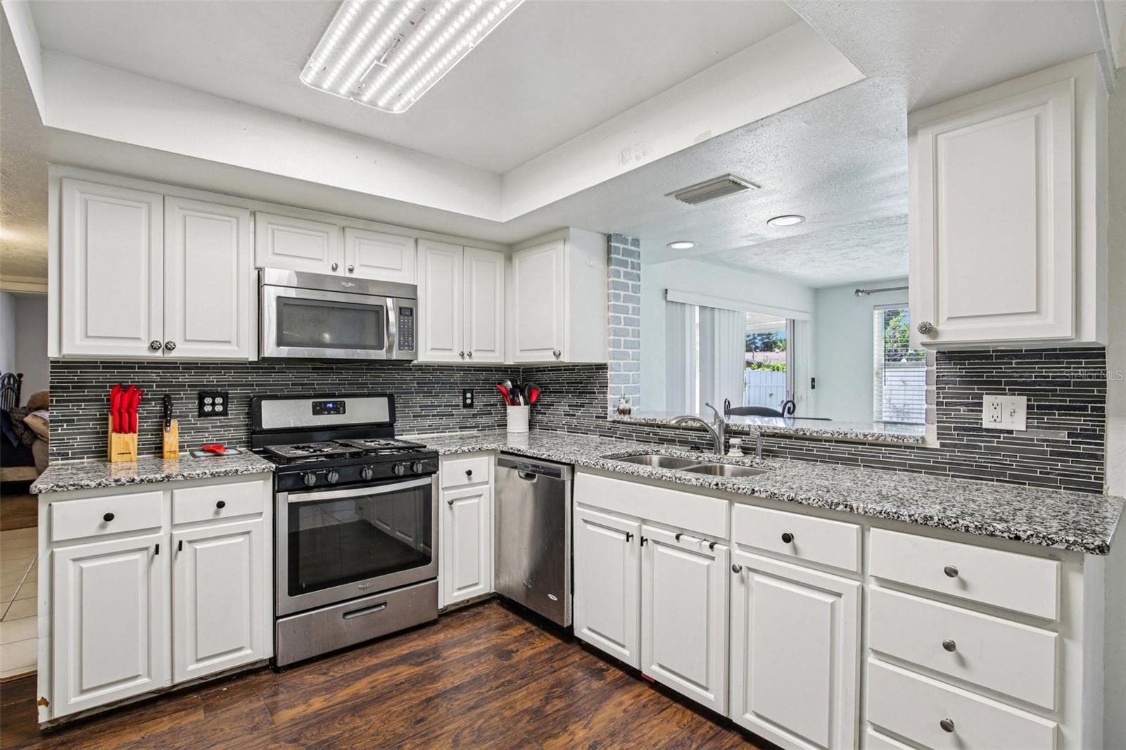POINT PINELLAS HEIGHTS - Residential