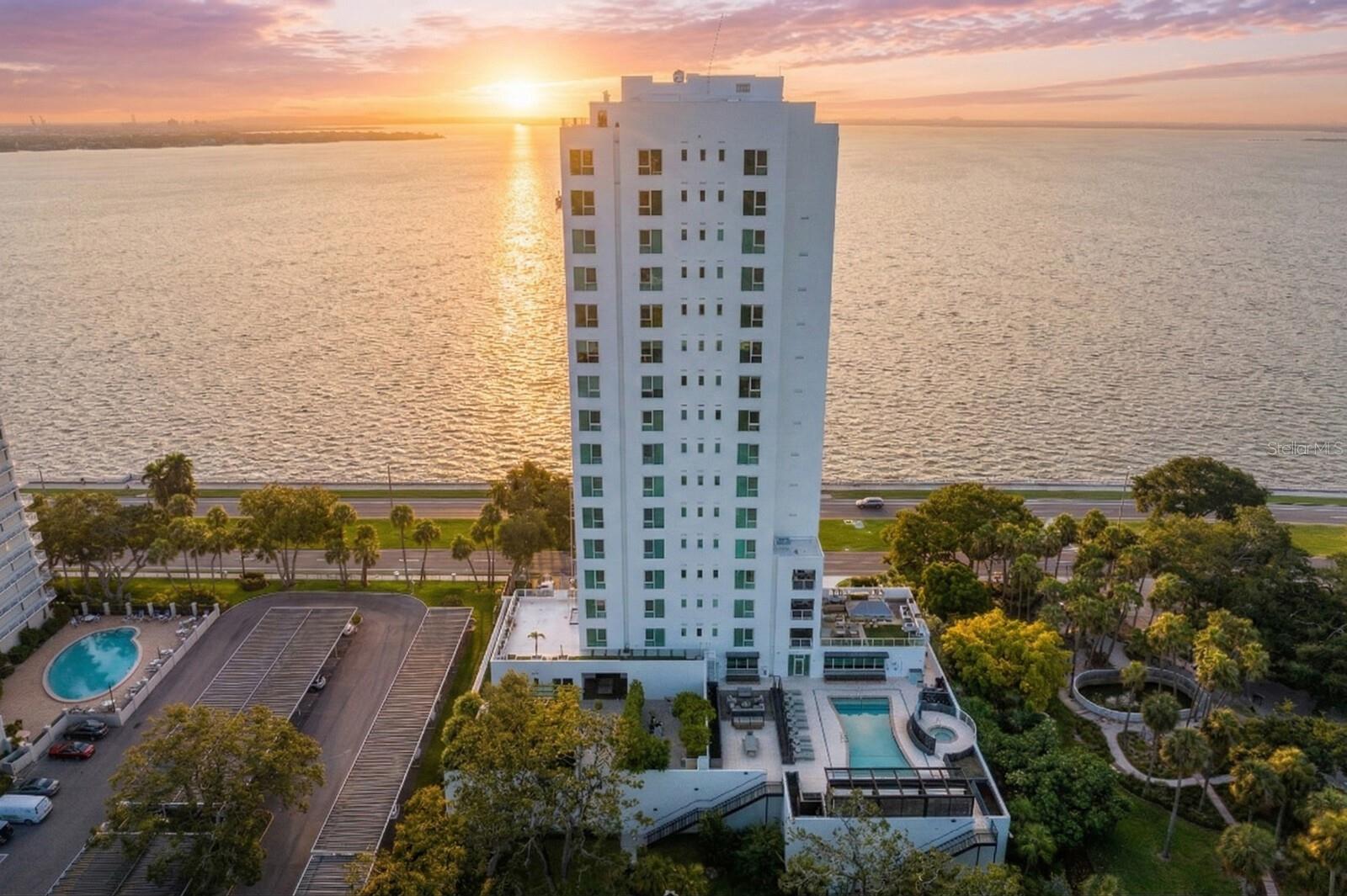 THE SANCTUARY AT ALEXANDRA PLACE - Residential