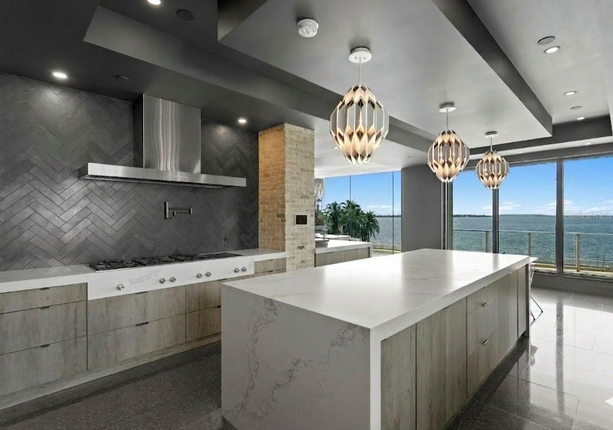 THE SANCTUARY AT ALEXANDRA PLACE - Residential