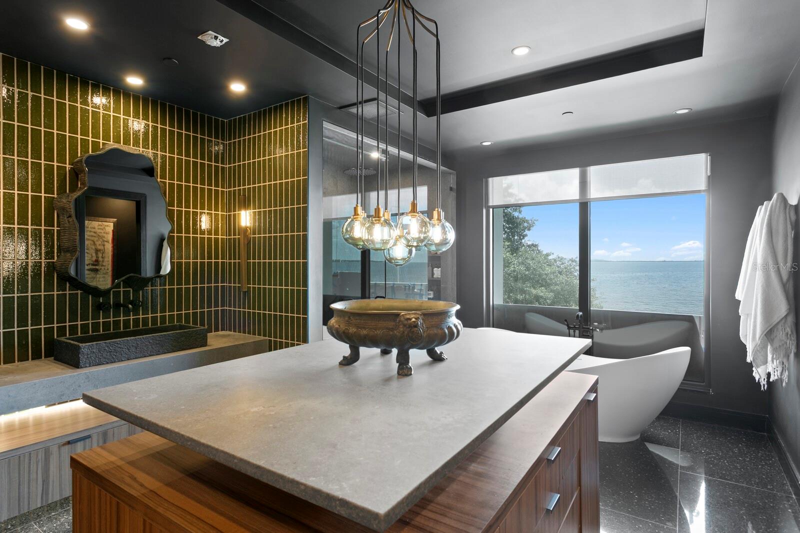 THE SANCTUARY AT ALEXANDRA PLACE - Residential