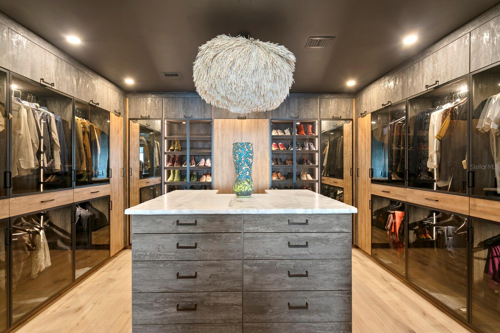 THE SANCTUARY AT ALEXANDRA PLACE - Residential