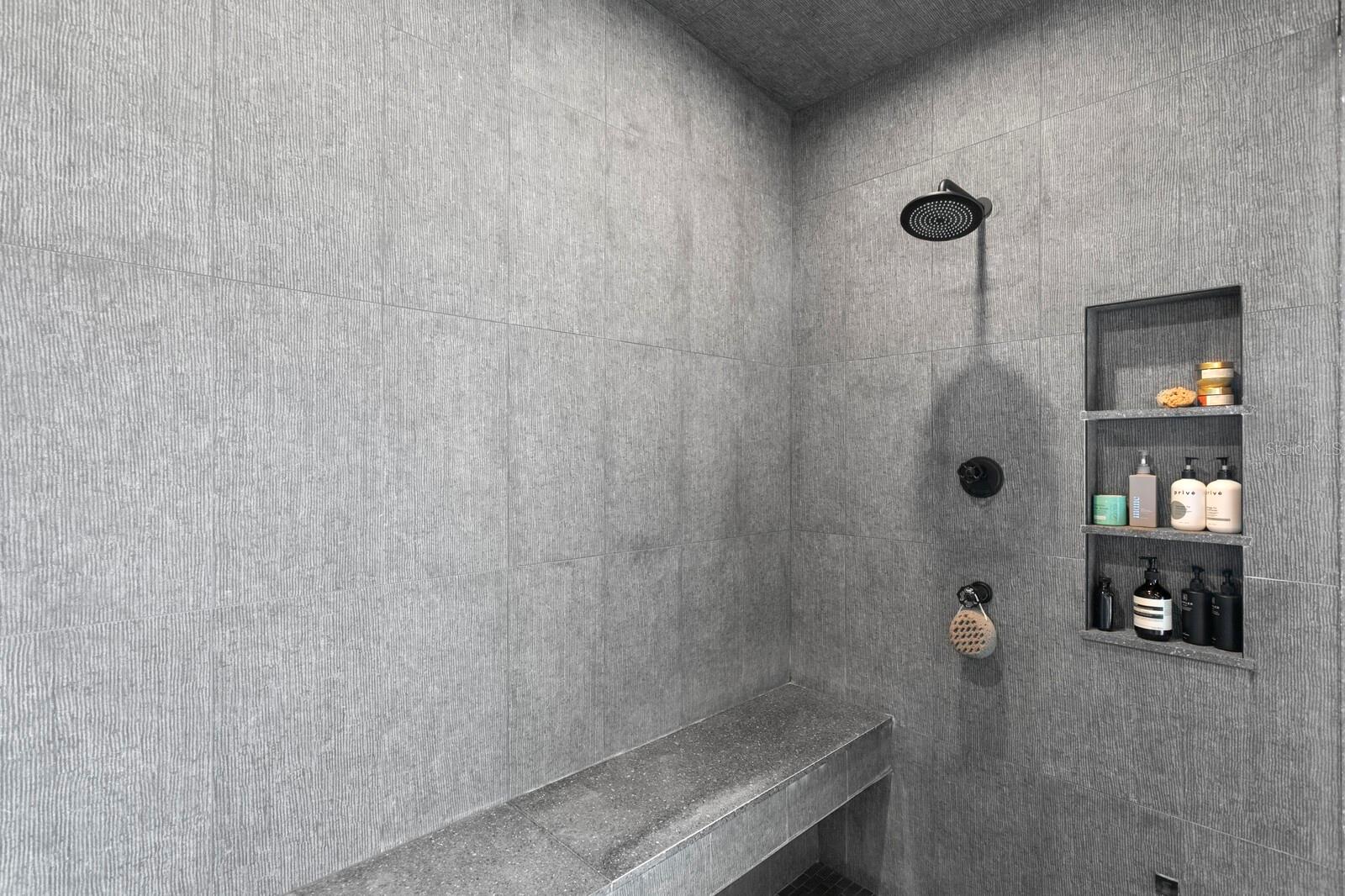 THE SANCTUARY AT ALEXANDRA PLACE - Residential