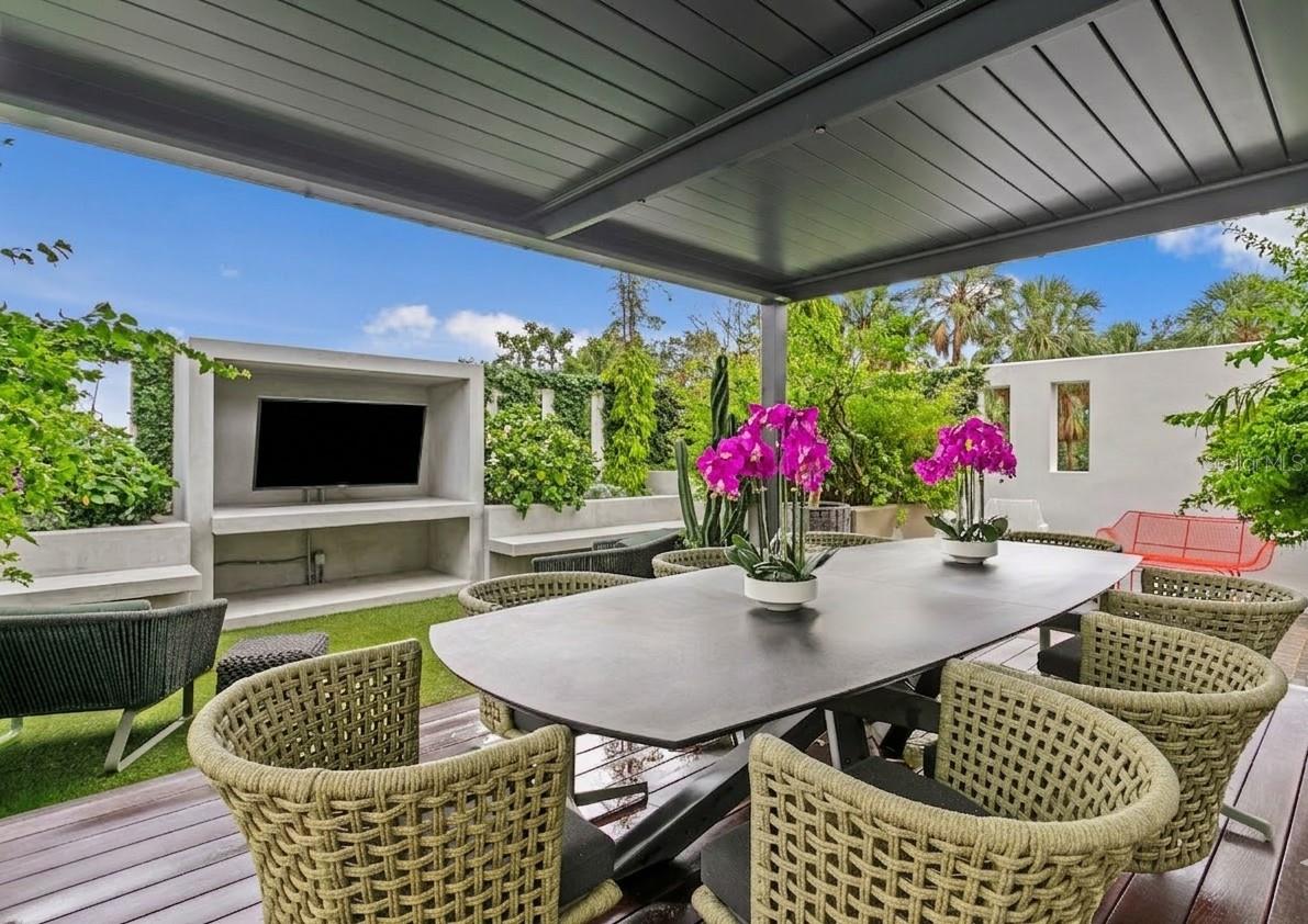 THE SANCTUARY AT ALEXANDRA PLACE - Residential