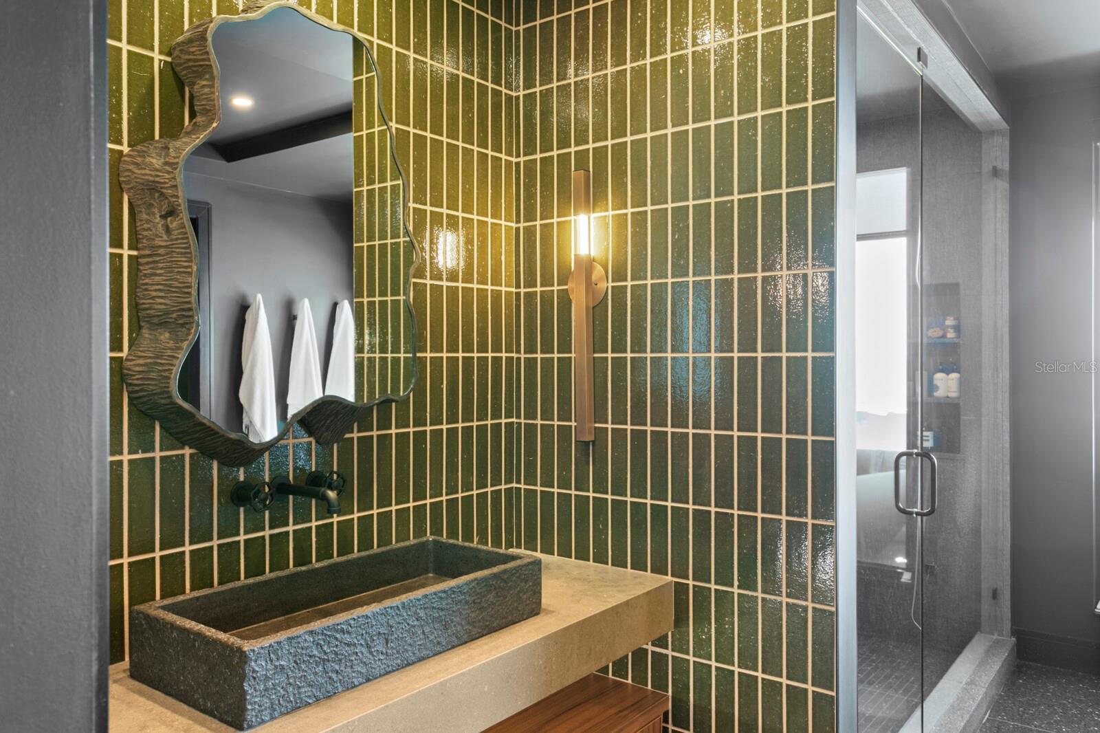 THE SANCTUARY AT ALEXANDRA PLACE - Residential