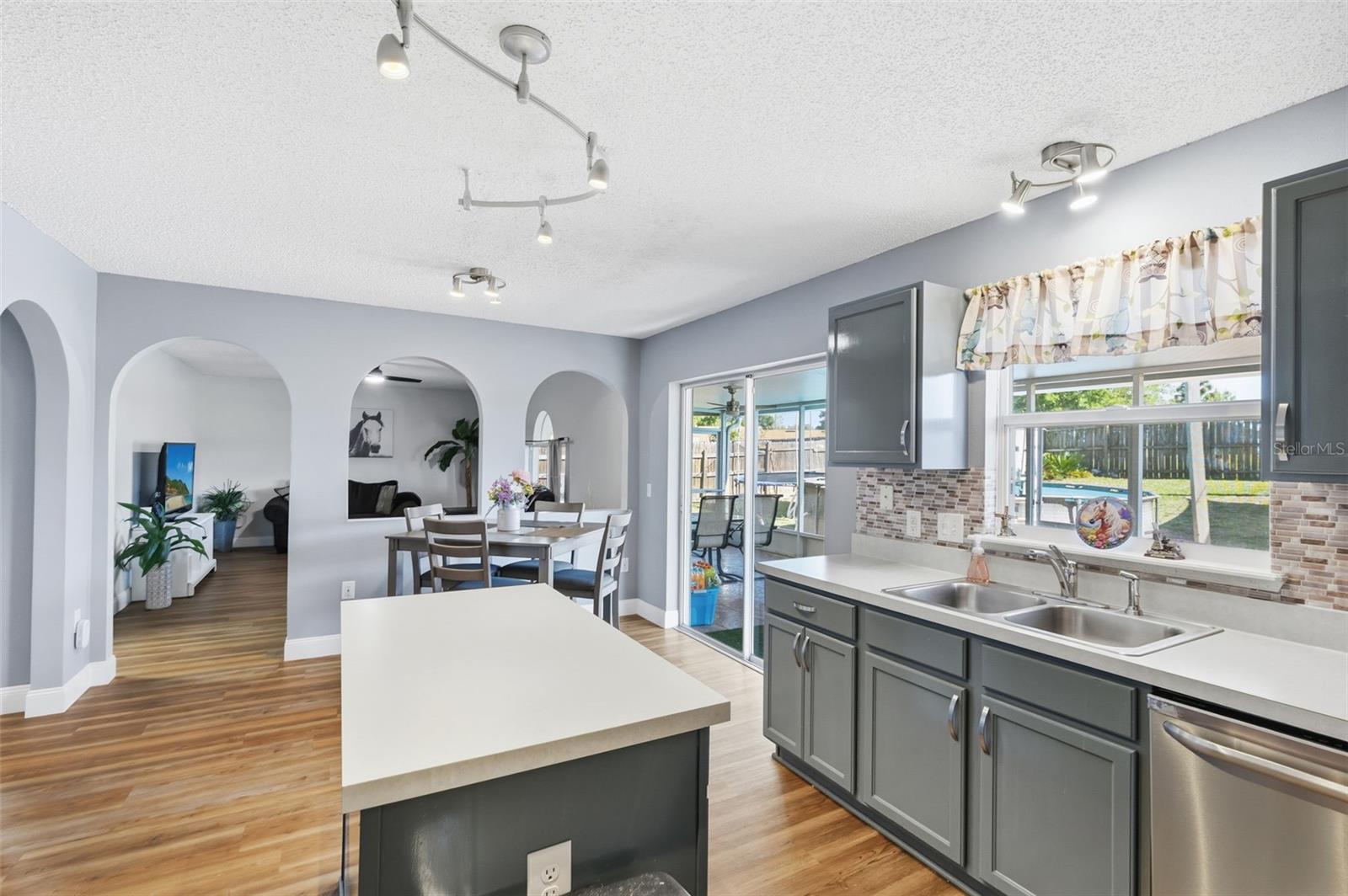 EUSTIS QUAIL HOLLOW - Residential