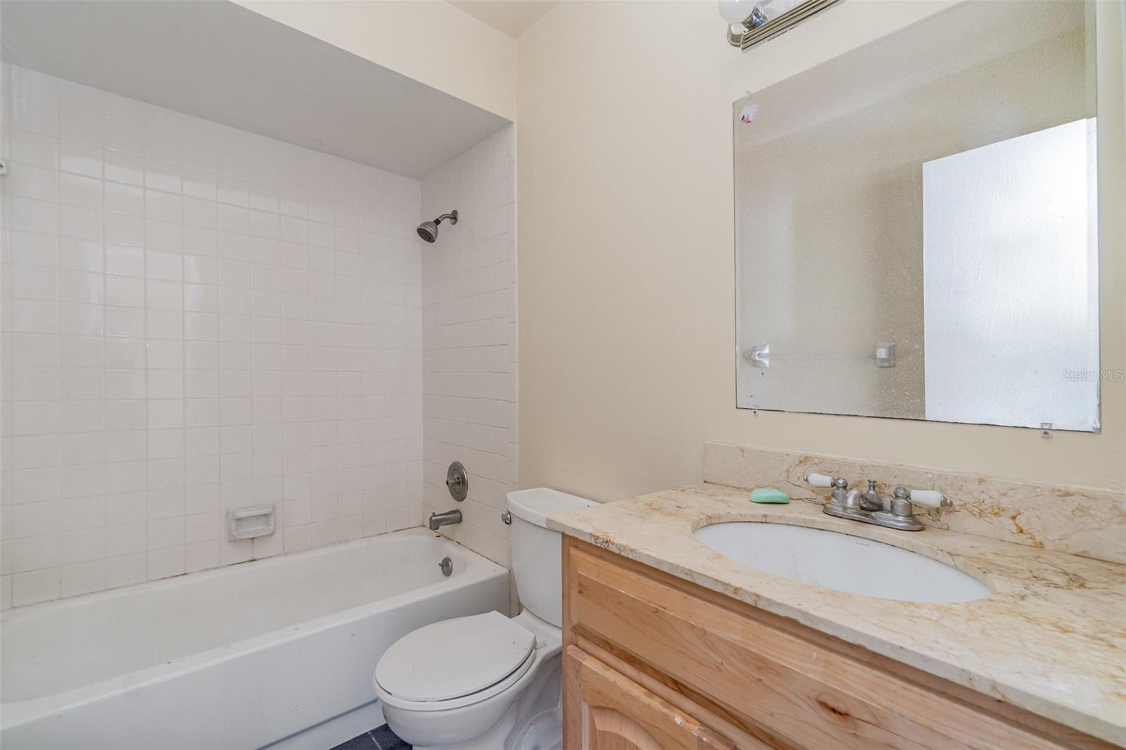 SUMMER WIND - Residential