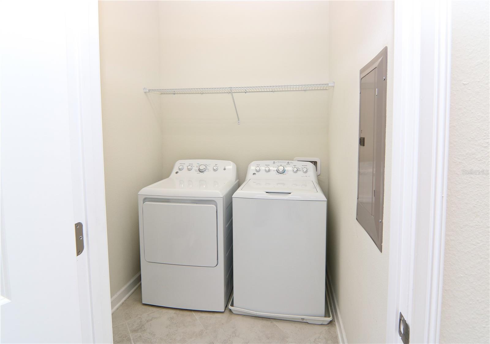 CHAMPIONS CLUB CONDO PH 34 - Residential Lease