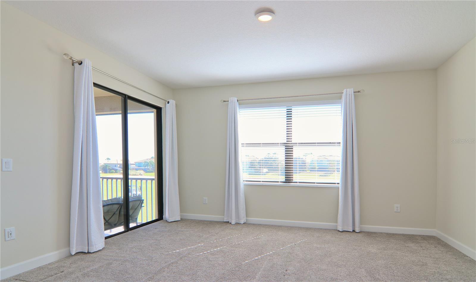 CHAMPIONS CLUB CONDO PH 34 - Residential Lease