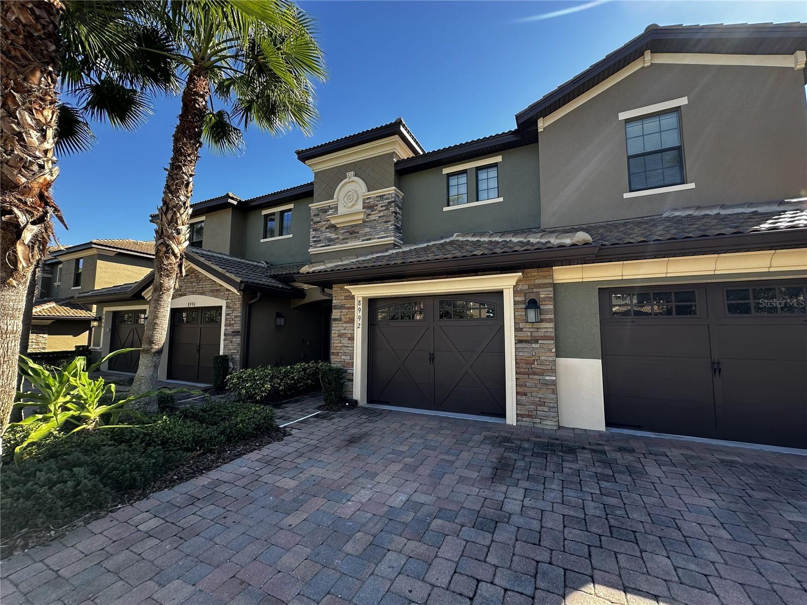 CHAMPIONS CLUB CONDO PH 34 - Residential Lease