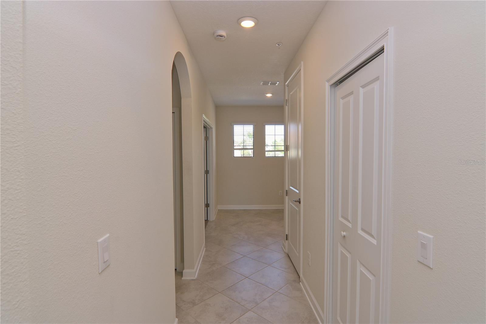 CHAMPIONS CLUB CONDO PH 34 - Residential Lease