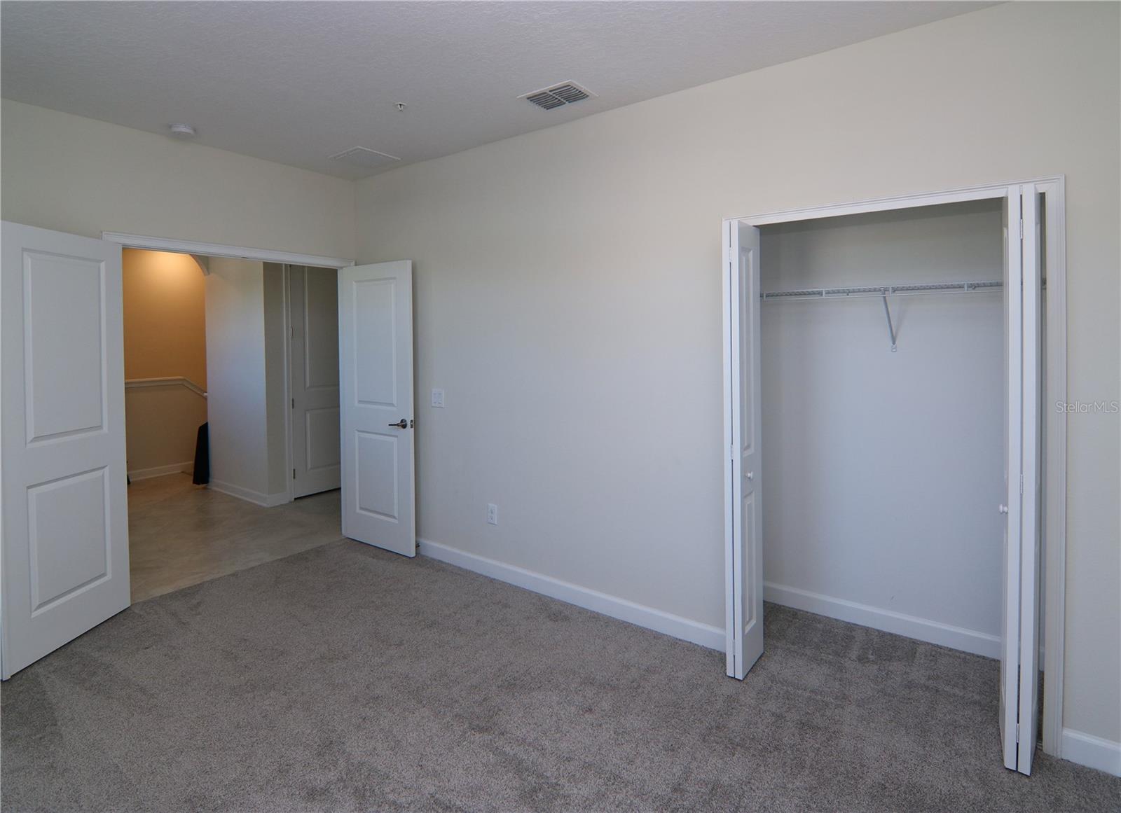 CHAMPIONS CLUB CONDO PH 34 - Residential Lease