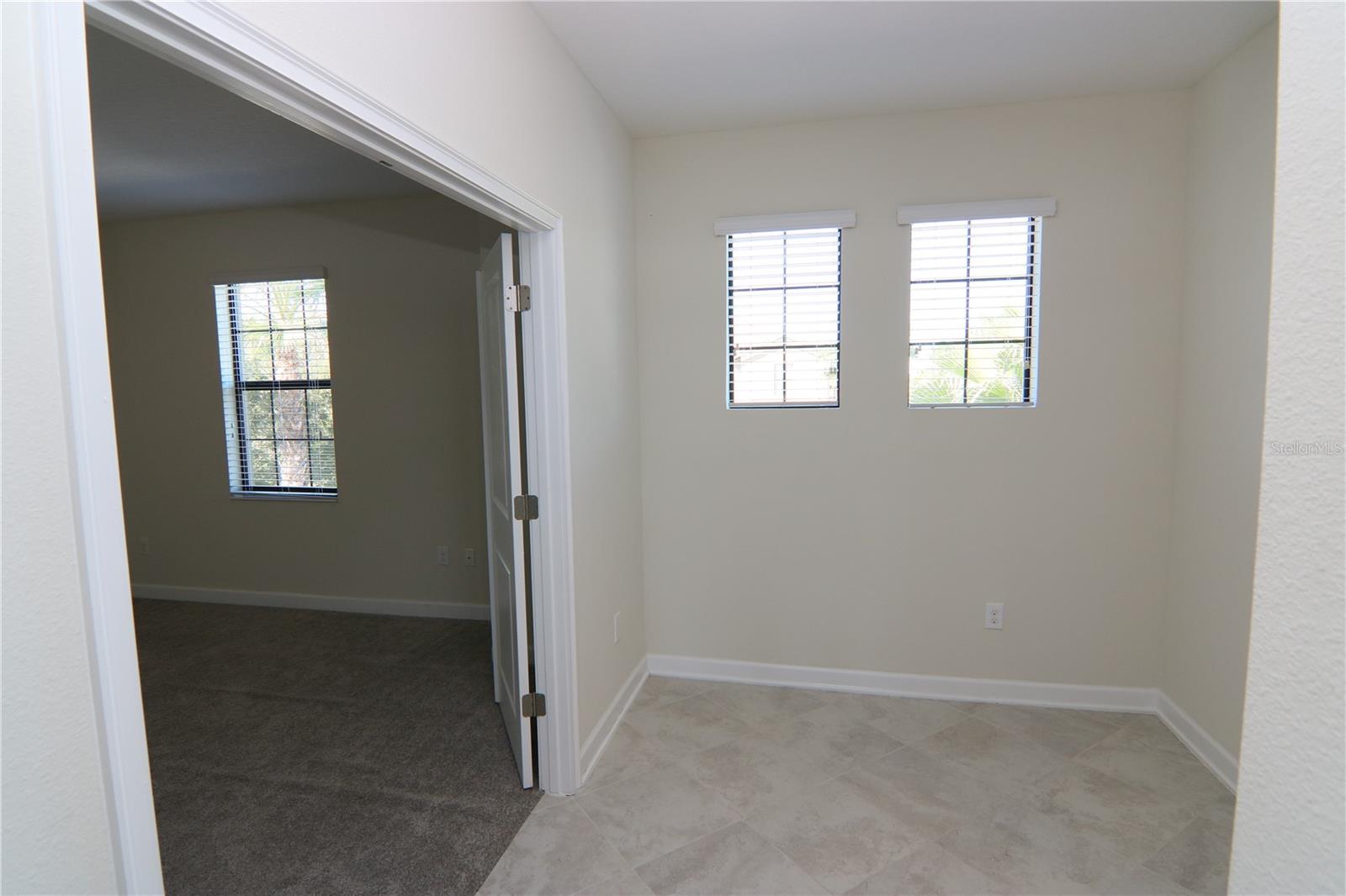 CHAMPIONS CLUB CONDO PH 34 - Residential Lease