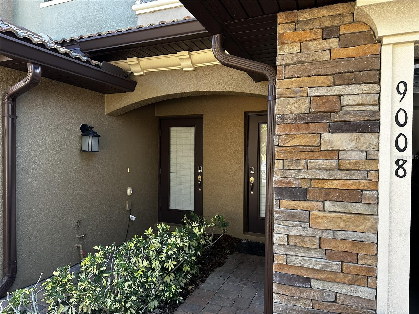 CHAMPIONS CLUB CONDO PH 34 - Residential Lease