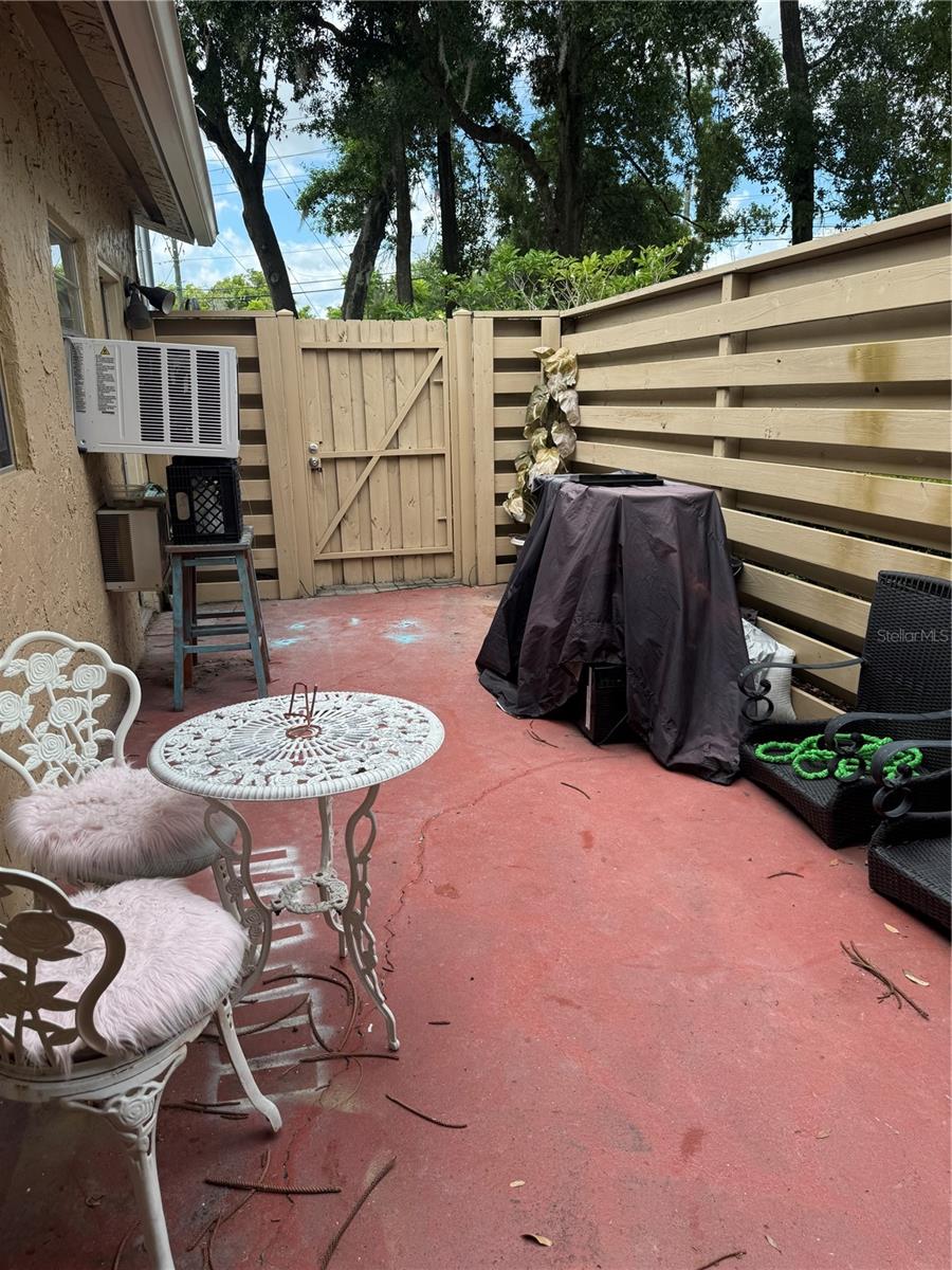 860 PARK LAKE CIRCLE 53