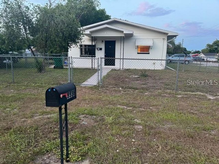 BEAUTIFUL 1 BEDROOM 1 BATHROOM VILLA STYLE HOME LOCATED IN A QUIET ZEPHYRHILLS COMMUNITY. FEATURES NEW TILE FLOORING, FRESH PAINT, NEW BASEBOARDS, NICE OPEN FLOOR PLAN, FENCED AREA, WALKING DINSTANCE TO RESTAURANTS, GROCERY STORES ETC. EASY COMMUTE TO TAMPA AND Wesley Chapel