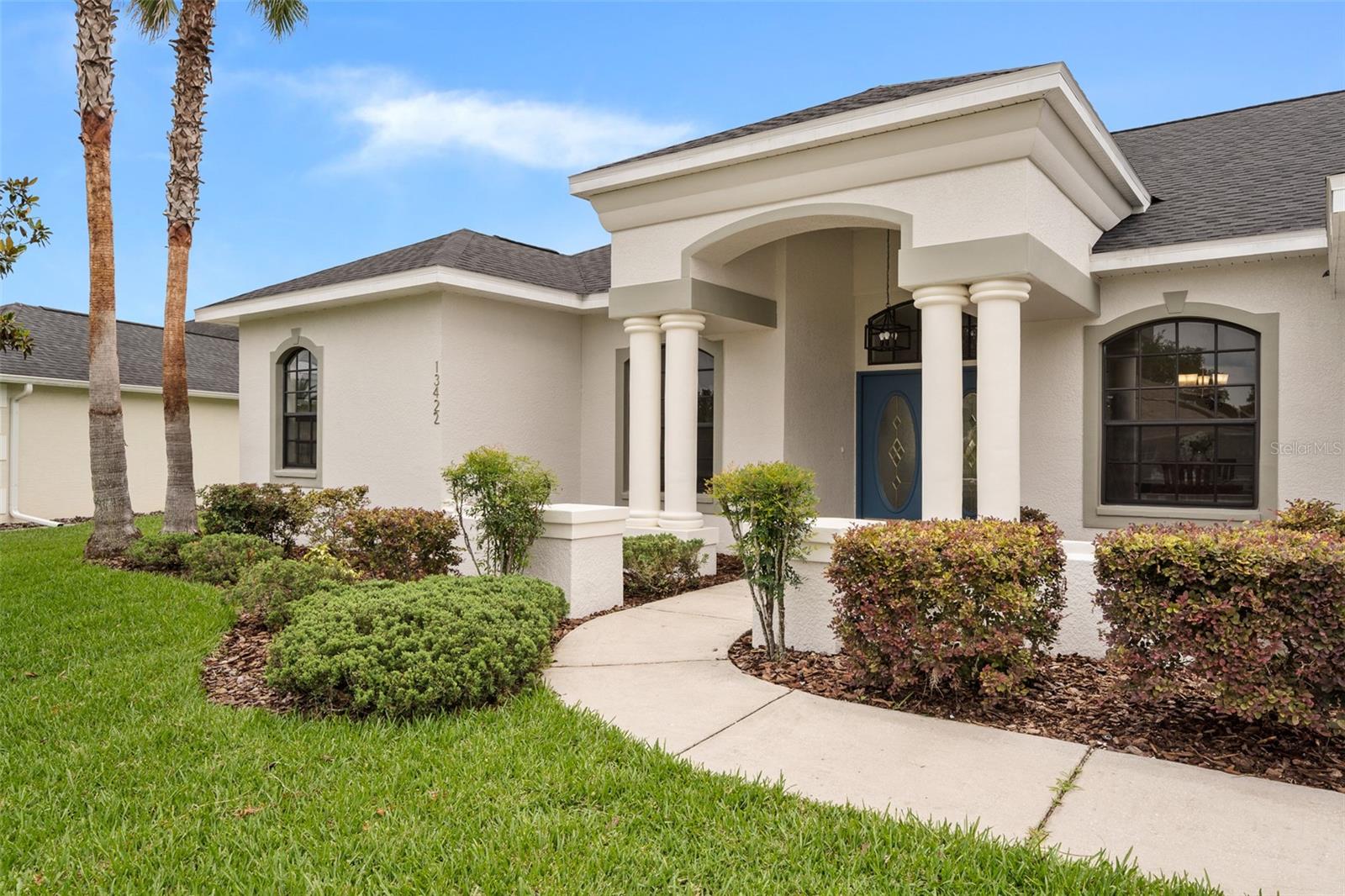 PRISTINE PLACE PH 4 - Residential