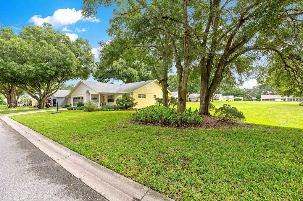 Photo of 9335 SW 85th Terrace #E, Ocala, FL 34481 (MLS # OM712491)