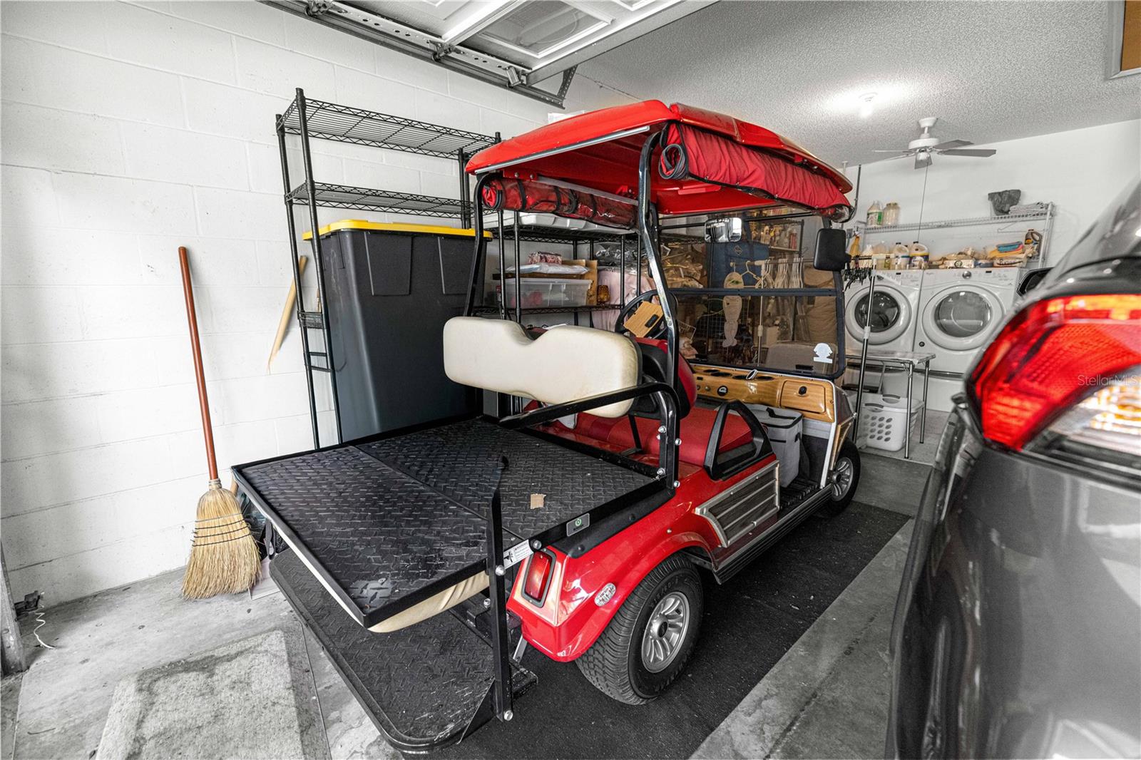 ON TOP OF THE WORLD - Residential